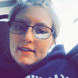 Meet your Posher, Gabrella